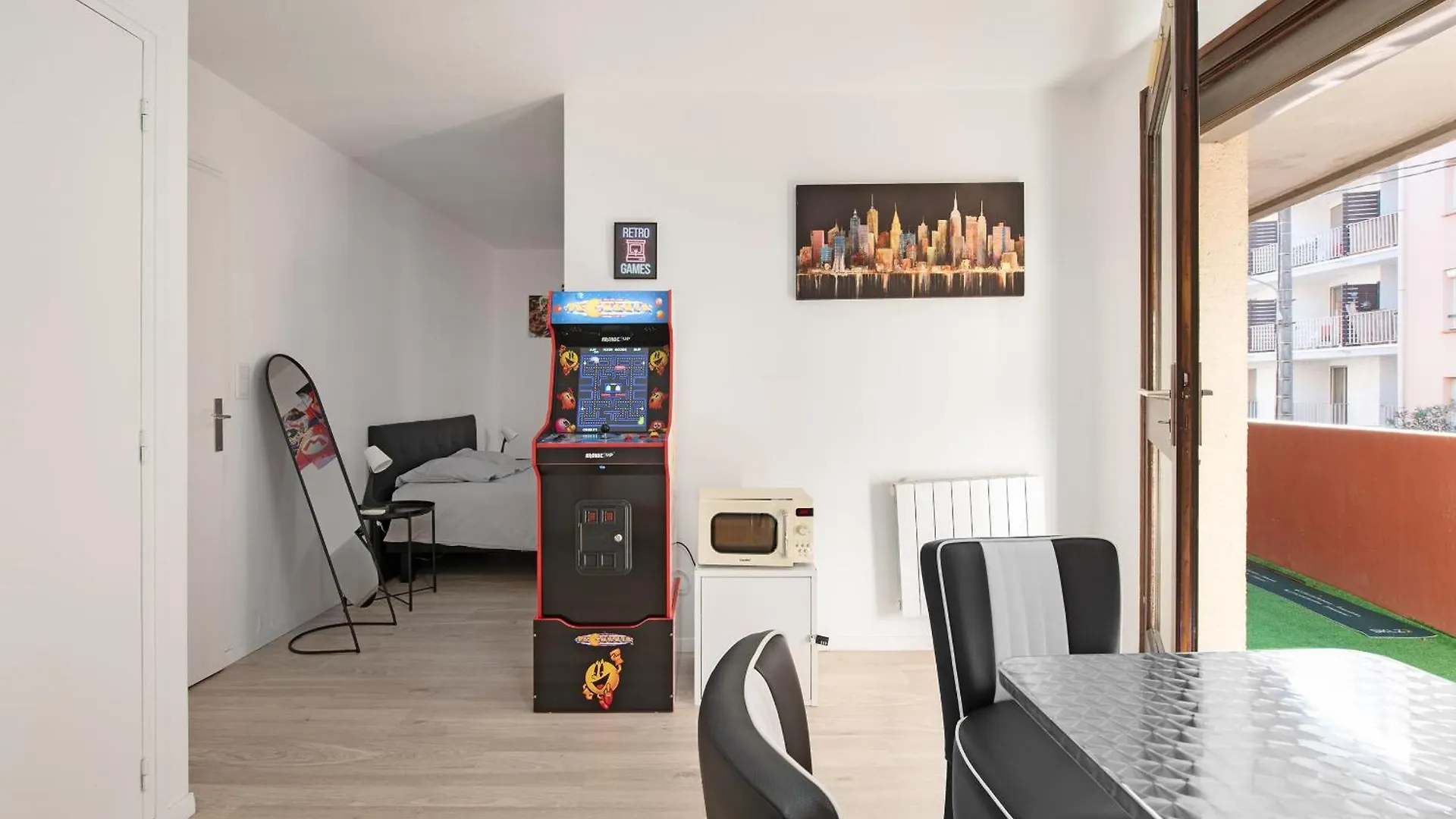 アパート Gaming Flat A Toulouse Centre Avec Parking Gratuitアパートメント